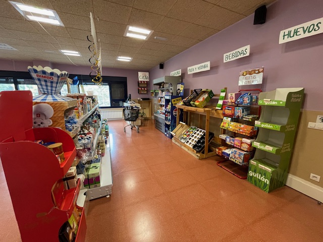 Instalaciones comunes: MercaCega